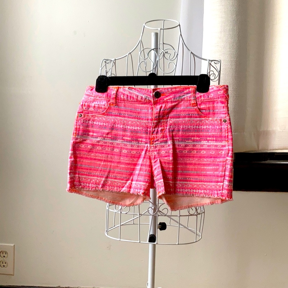 Epic Treads Patterned Shorts